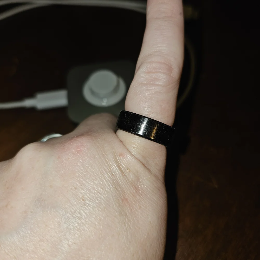 Oura Ring 4 Charging & Dock Set with Original Box